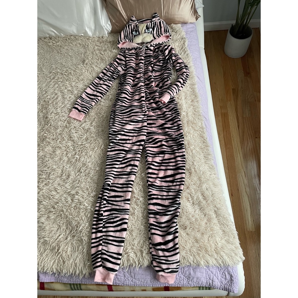 Cat onsie with tail 😴